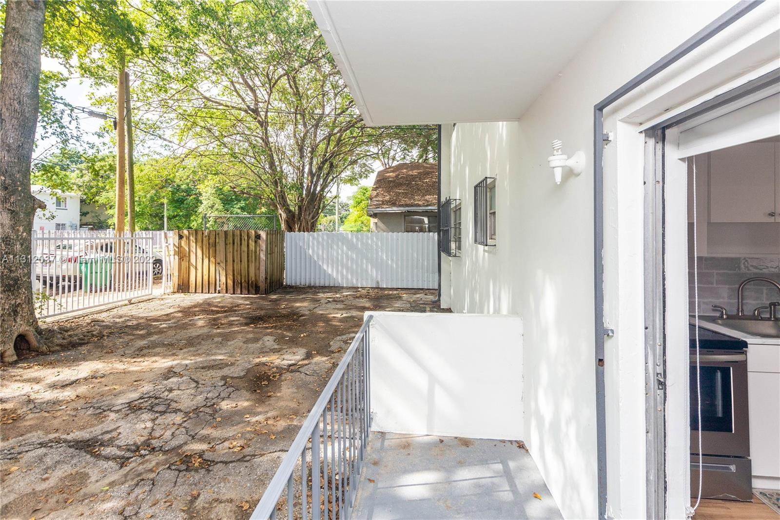 See details / sq. ft. $ 2022-12-06 0 Photo