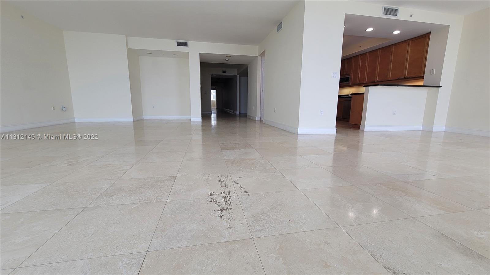 Photo of 20201 Country Club Dr #2203, Aventura, Florida, 33180 -