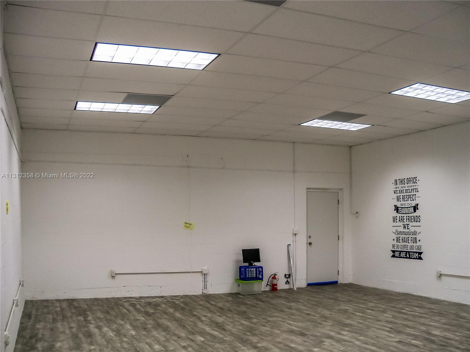 See details 105 / sq. ft. $ 2022-12-07 0 Photo