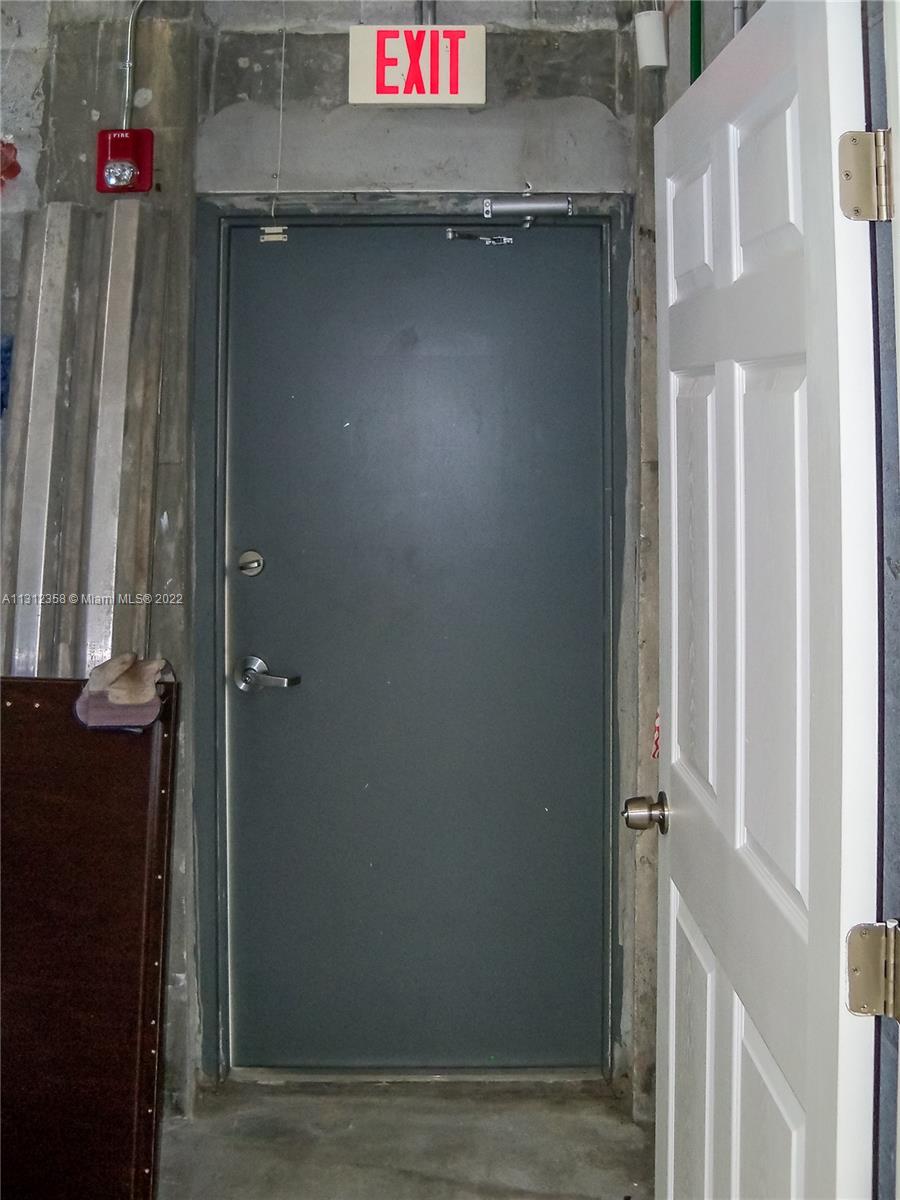 See details 105 / sq. ft. $ 2022-12-07 0 Photo