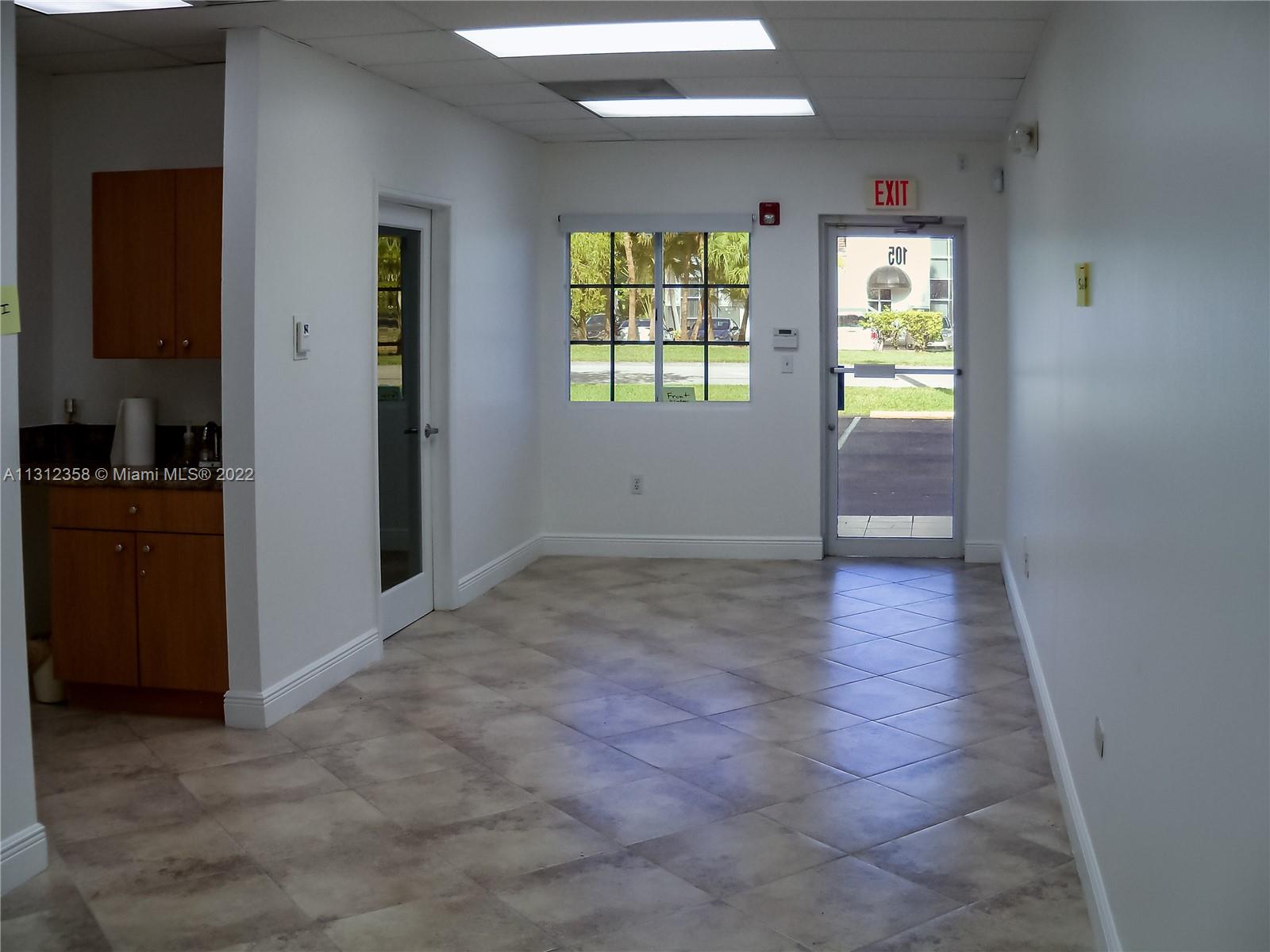 See details 105 / sq. ft. $ 2022-12-07 0 Photo