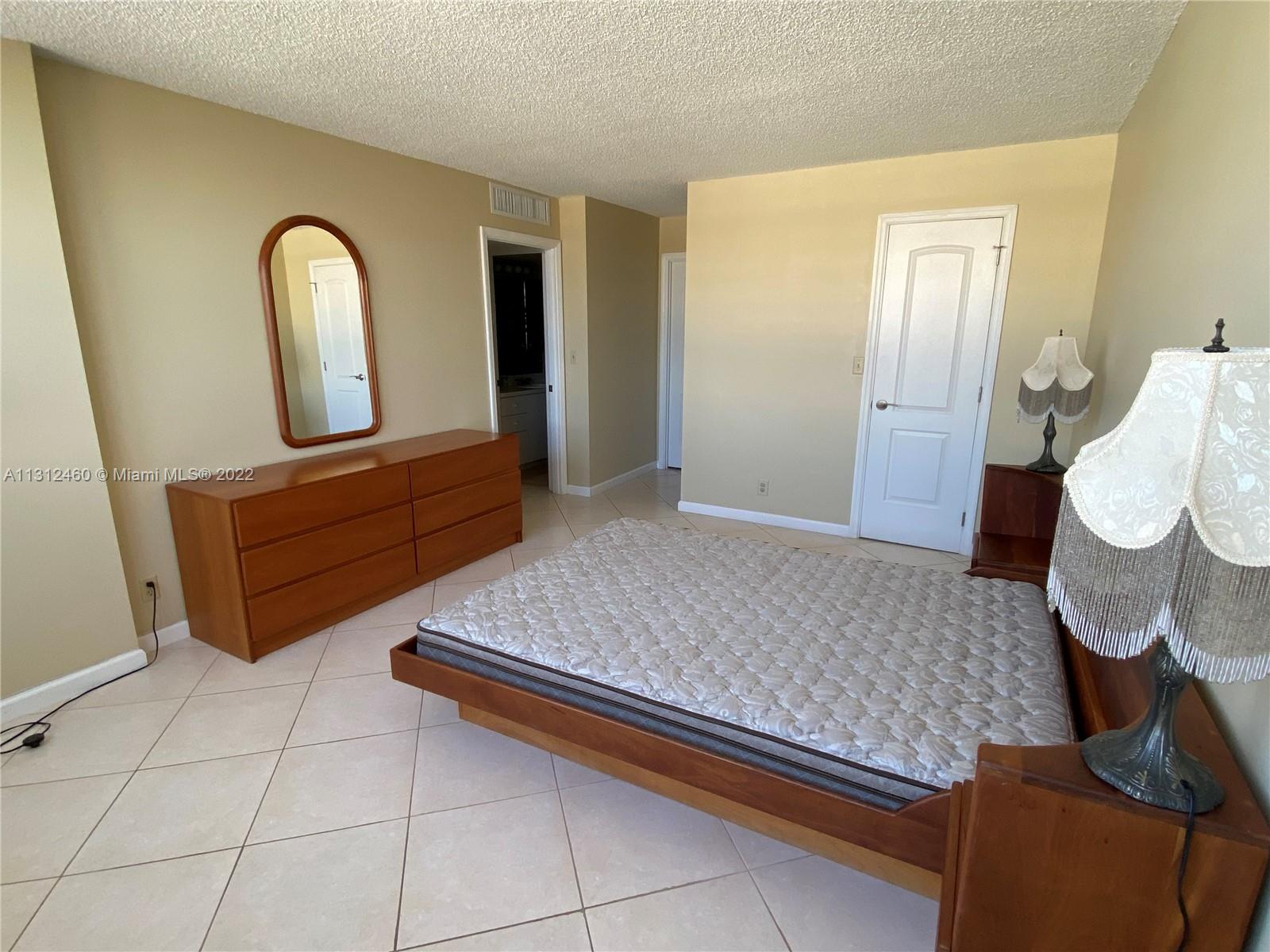 Photo of 3161 Ocean Dr #1402, Hallandale Beach, Florida, 33009 -