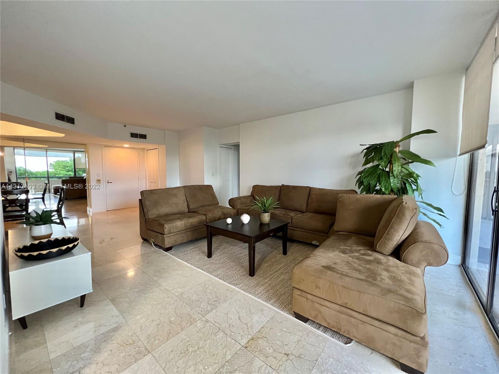 Photo of 19355 Turnberry Way #3L, Aventura, Florida, 33180 -