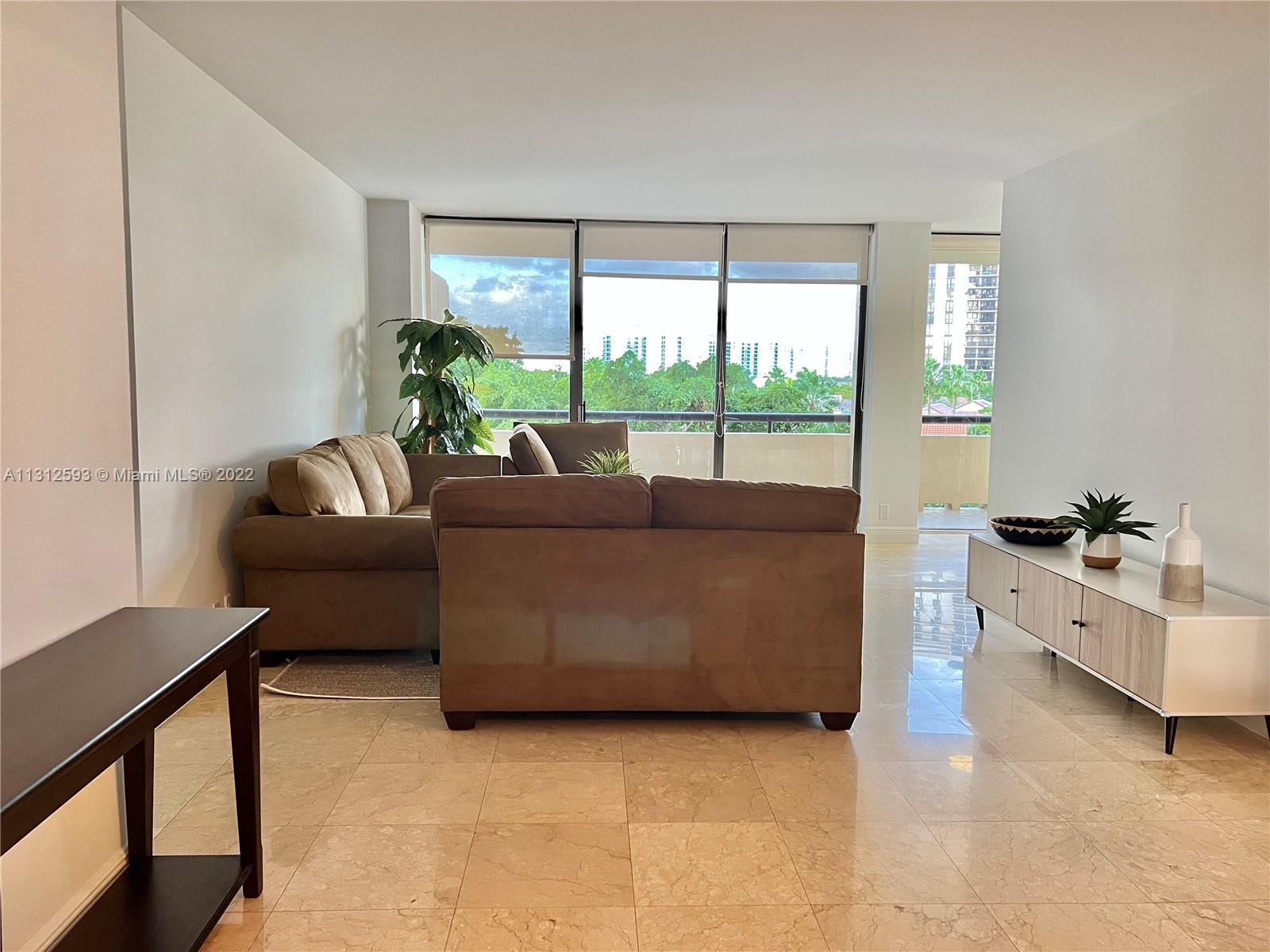 Photo of 19355 Turnberry Way #3L, Aventura, Florida, 33180 -