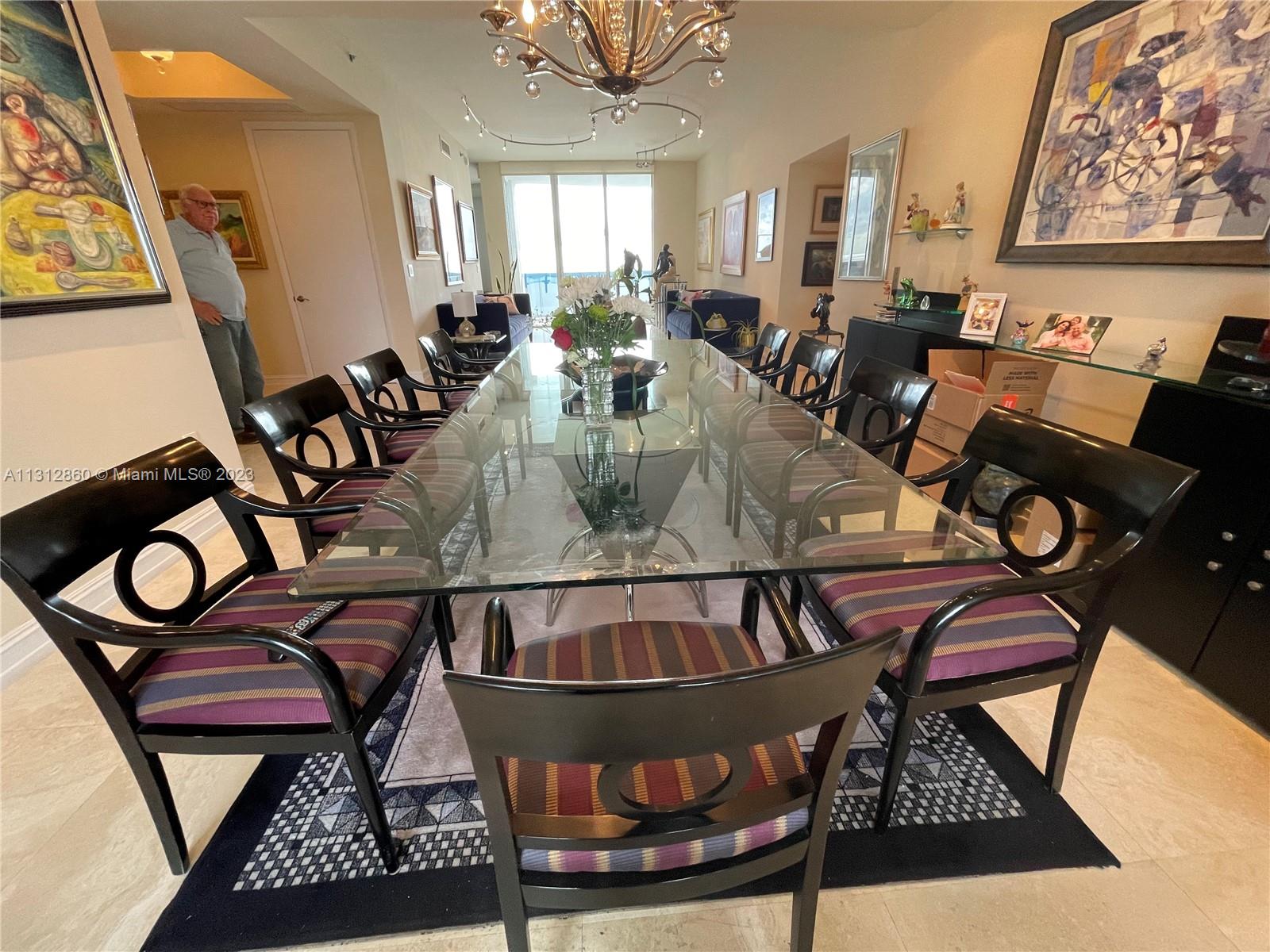 See details 1006 3 / 3 2327 sq. ft. $ 2023-01-20 0 Photo