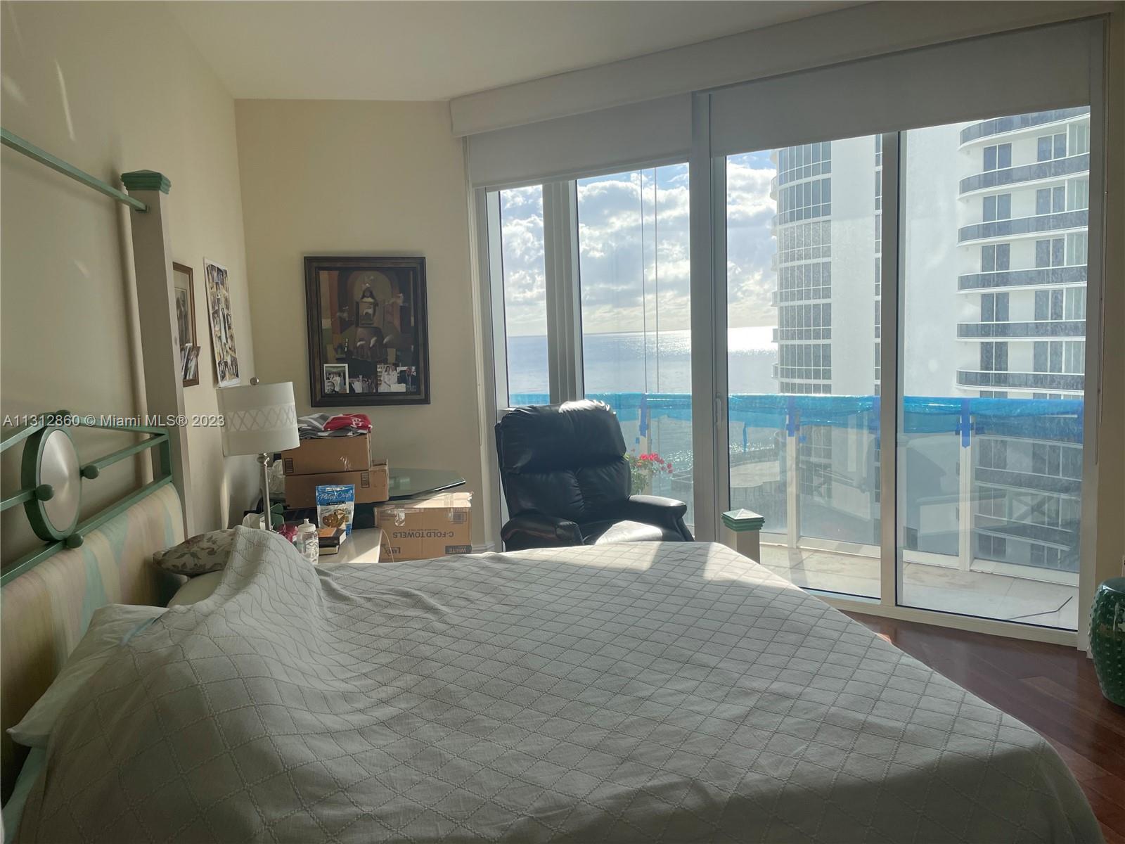 See details 1006 3 / 3 2327 sq. ft. $ 2023-01-20 0 Photo