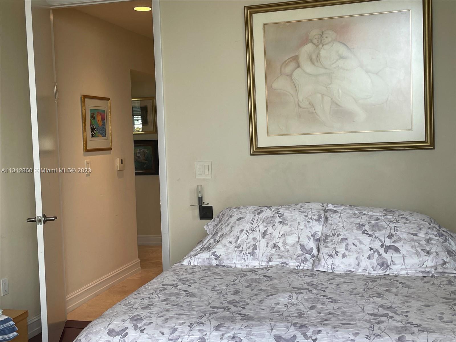 See details 1006 3 / 3 2327 sq. ft. $ 2023-01-20 0 Photo