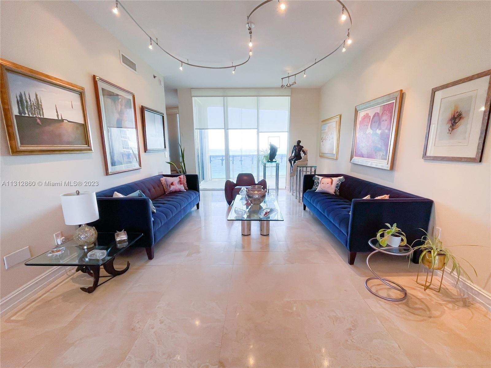 See details 1006 3 / 3 2327 sq. ft. $ 2023-01-20 0 Photo