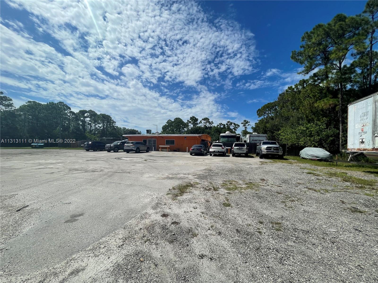 See details / sq. ft. $ 2022-12-08 0 Photo