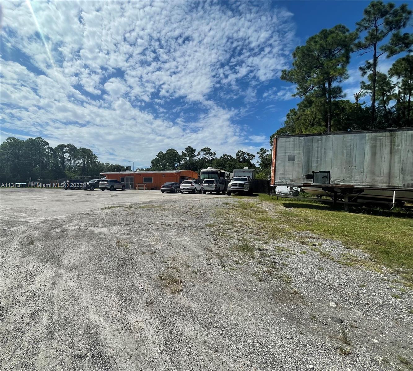 See details / sq. ft. $ 2022-12-08 0 Photo