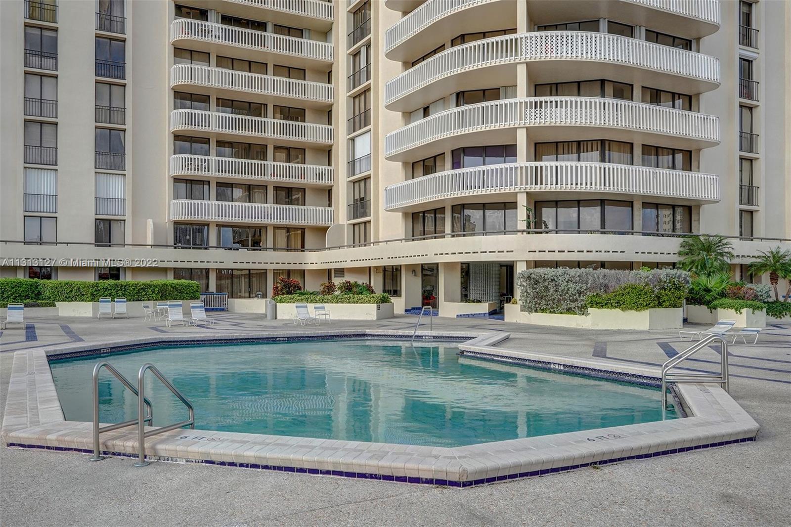 Photo of 19355 Turnberry Way #5C, Aventura, Florida, 33180 -