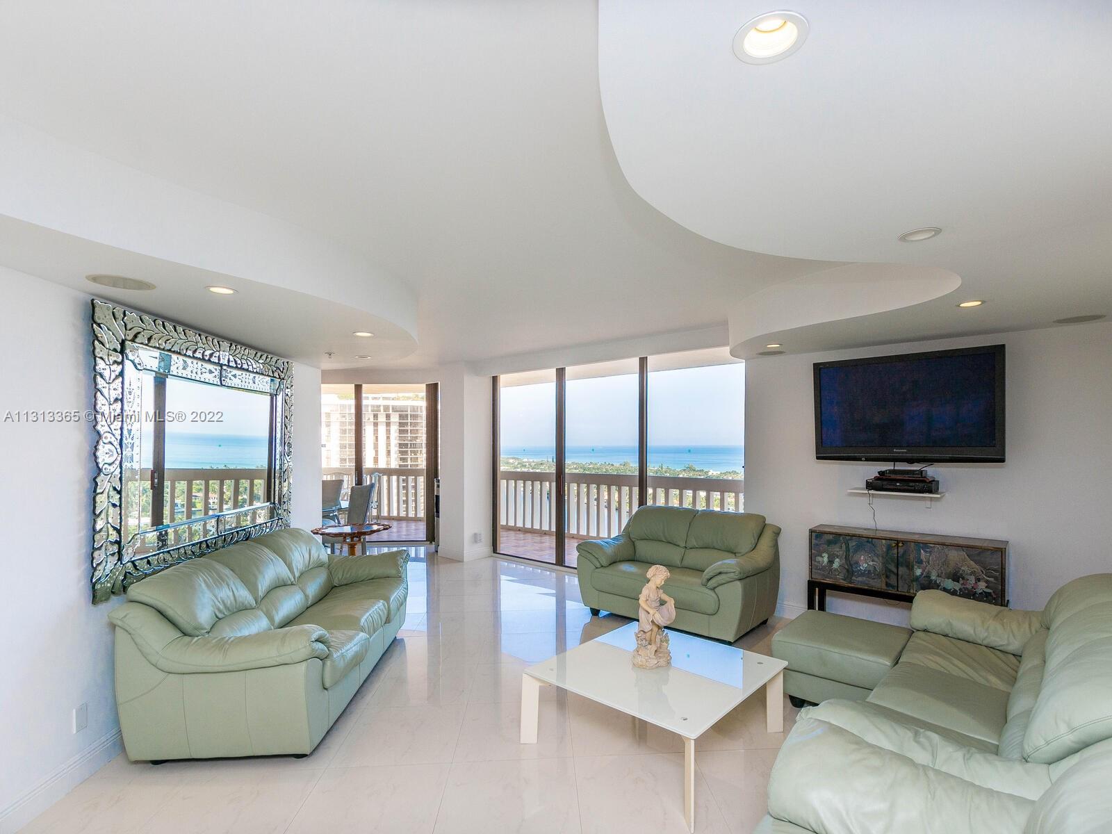 Photo of 19355 TURNBERRY WAY #22A, Aventura, Florida, 33180 -