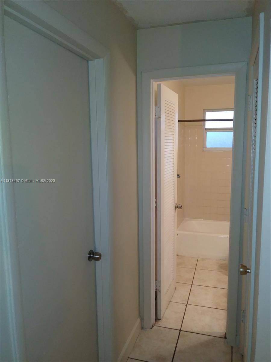 See details / 2215 sq. ft. $ 2022-12-09 0 Photo