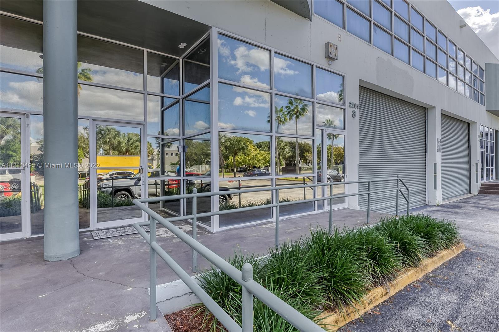 See details 3A / sq. ft. $ 2023-01-23 0 Photo
