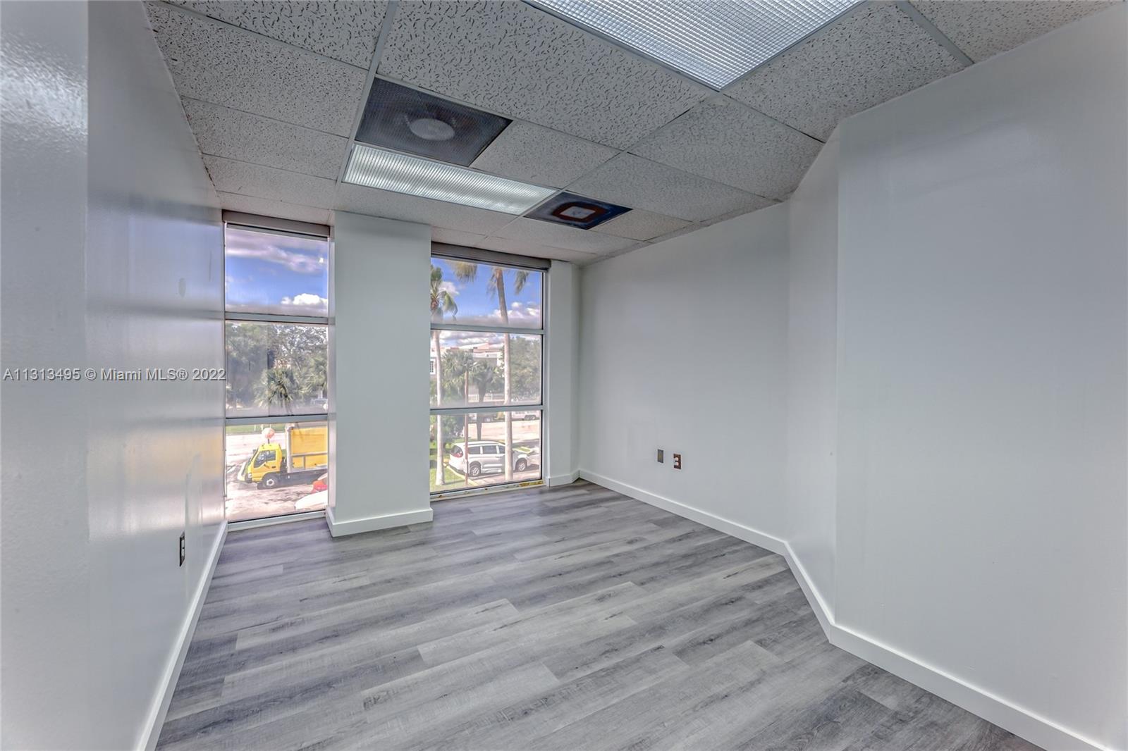 See details 3A / sq. ft. $ 2023-01-23 0 Photo