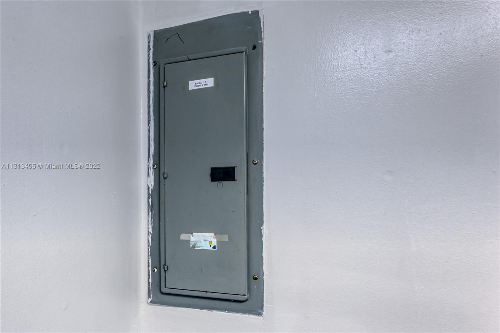 See details 3A / sq. ft. $ 2023-01-23 0 Photo