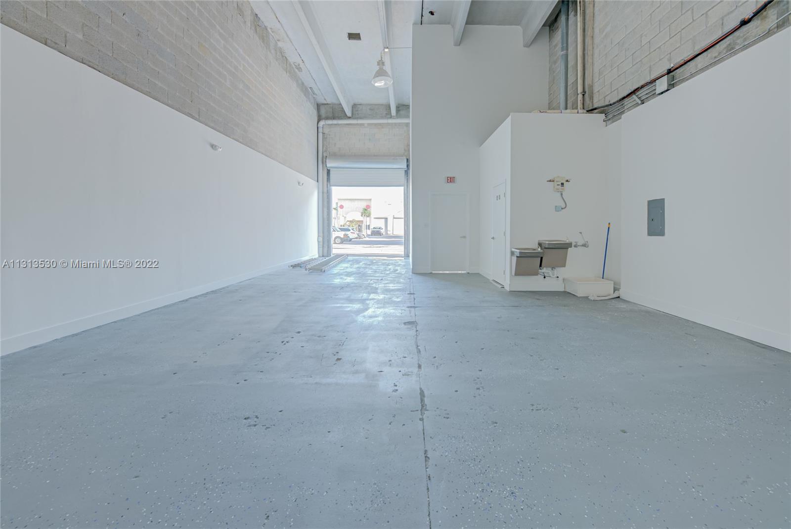 See details / sq. ft. $ 2022-12-09 0 Photo