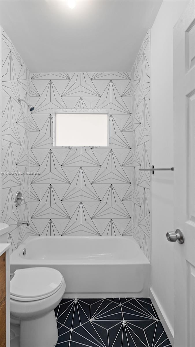 See details / sq. ft. $ 2022-12-09 0 Photo