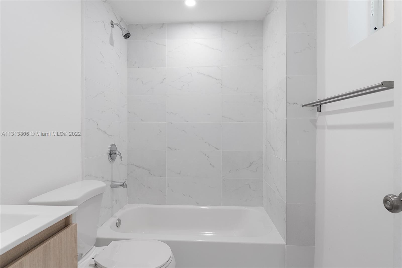 See details / sq. ft. $ 2022-12-09 0 Photo