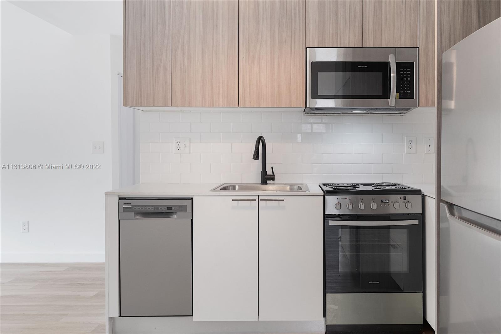 See details / sq. ft. $ 2022-12-09 0 Photo