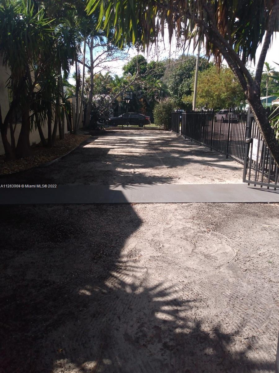 See details / 2928 sq. ft. $ 2023-01-18 0 Photo