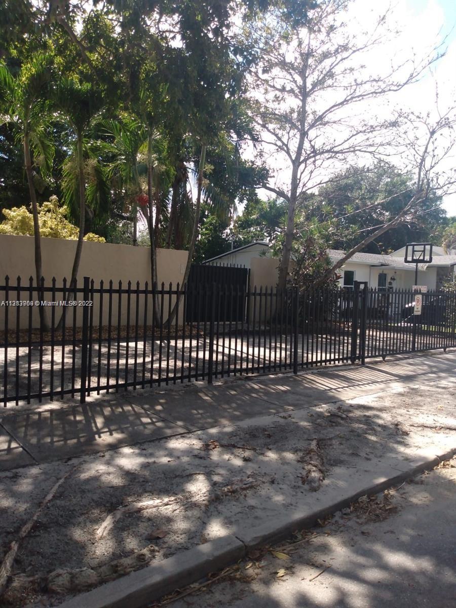 See details / 2928 sq. ft. $ 2023-01-18 0 Photo