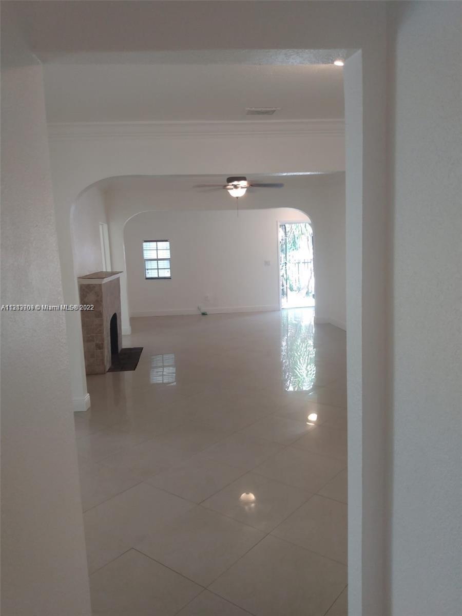 See details / 2928 sq. ft. $ 2023-01-18 0 Photo