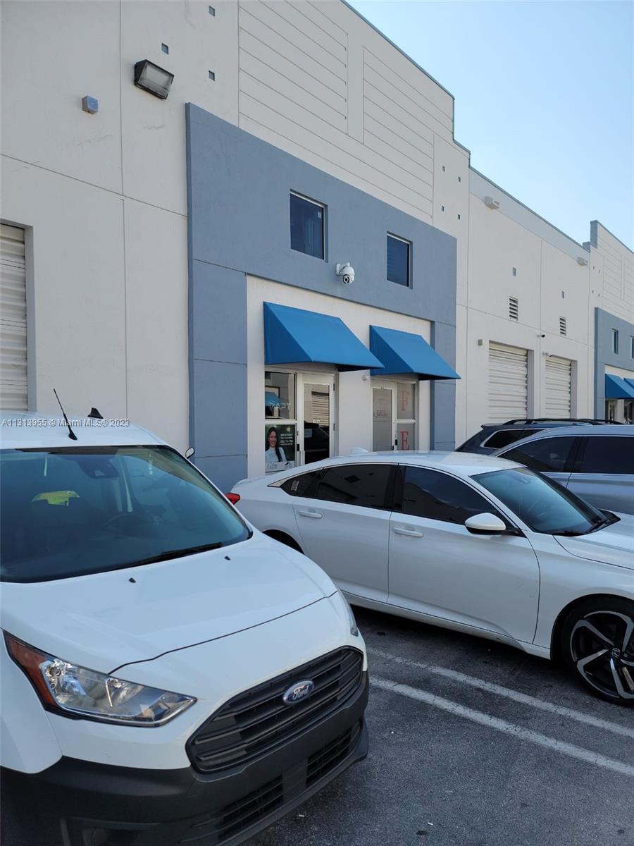 See details D11 / sq. ft. $ 2022-12-10 0 Photo