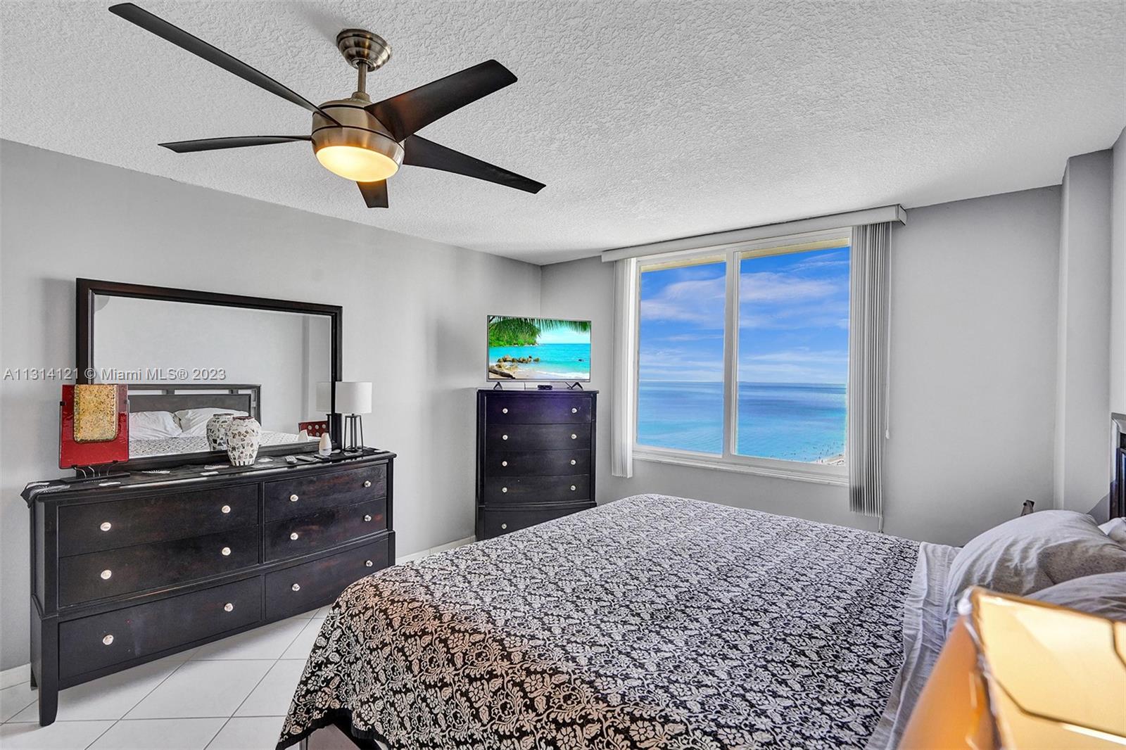 Photo of 3725 Ocean Dr #1508, Hollywood, Florida, 33019 -