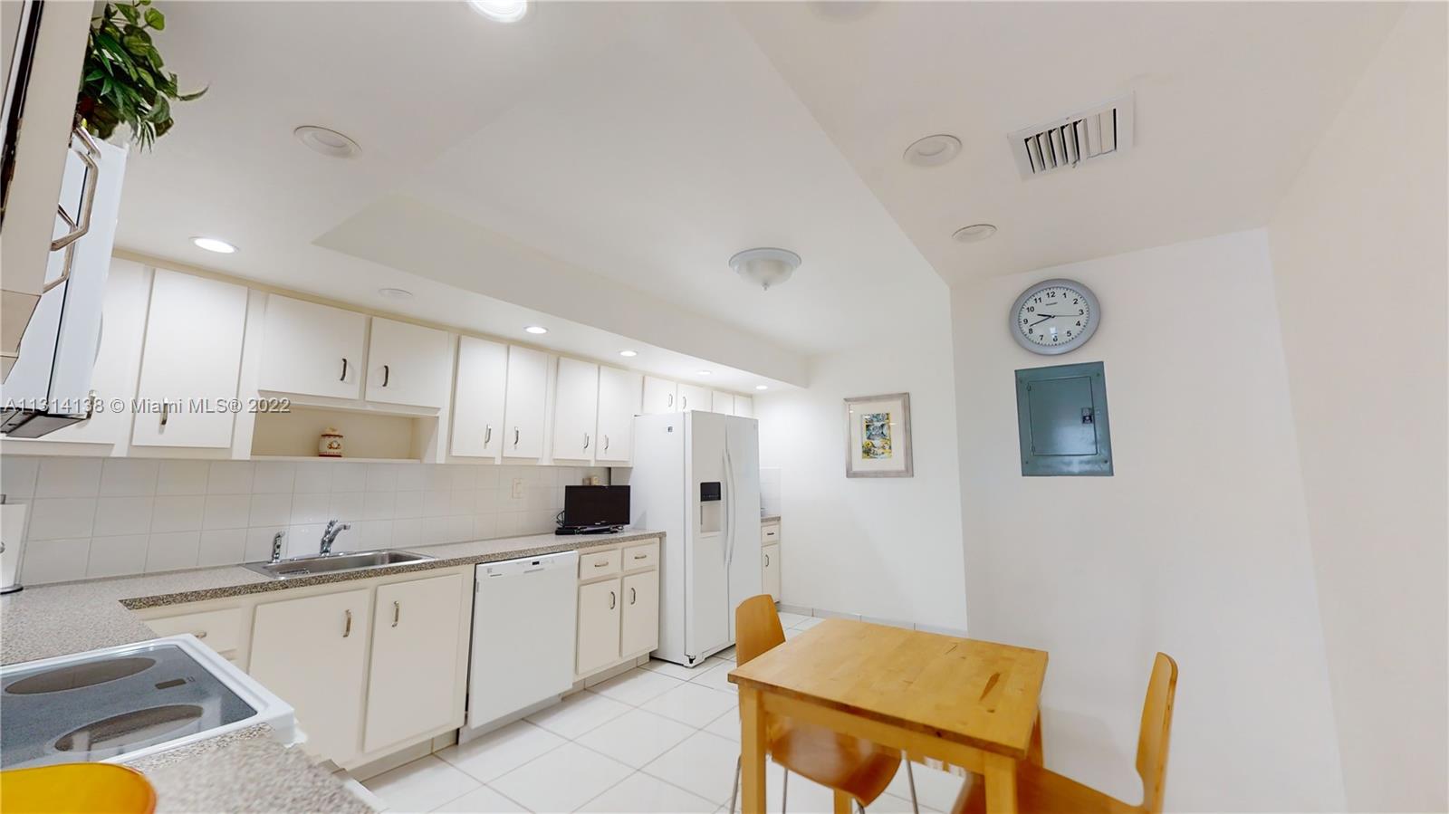 Photo of 500 THREE ISLANDS  #1005, Hallandale Beach, Florida, 33009 - 