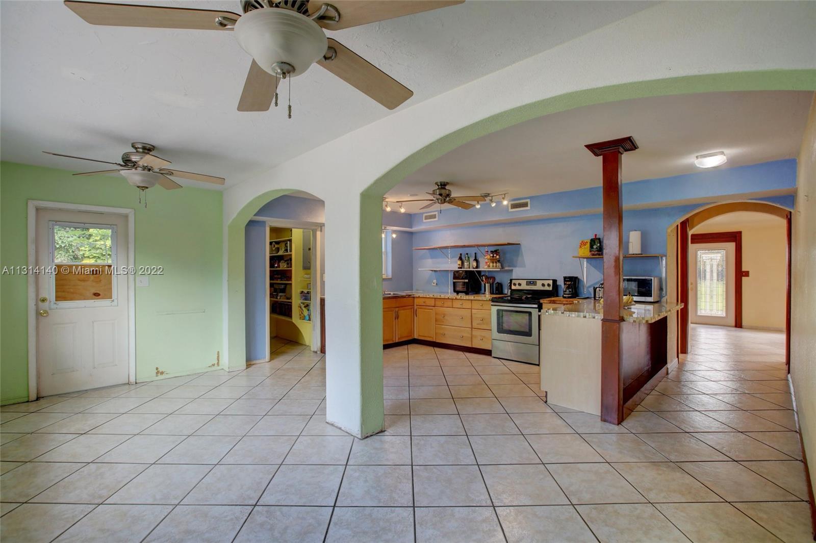 See details / 4393 sq. ft. $ 2023-01-16 0 Photo