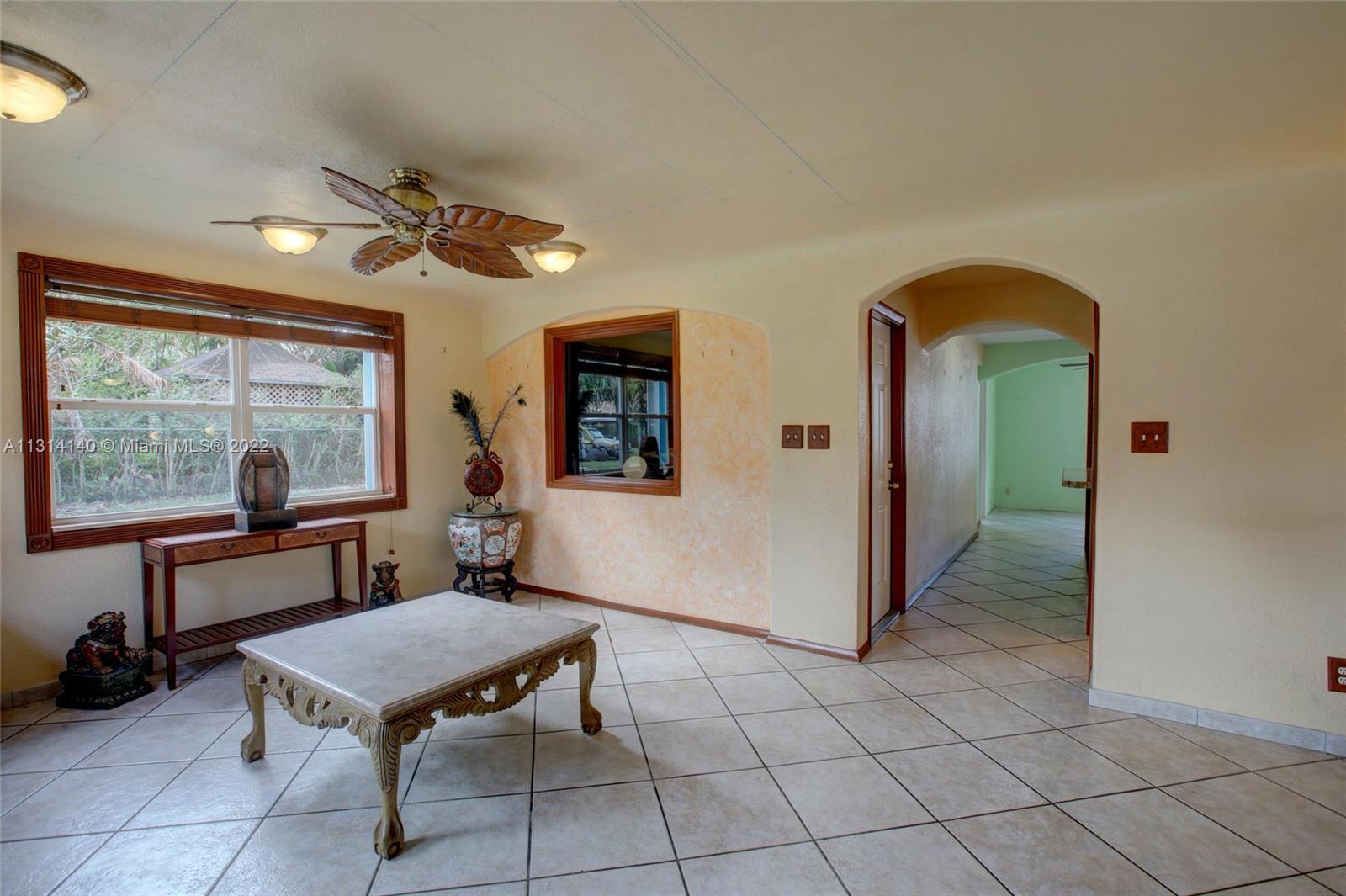 See details / 4393 sq. ft. $ 2023-01-16 0 Photo