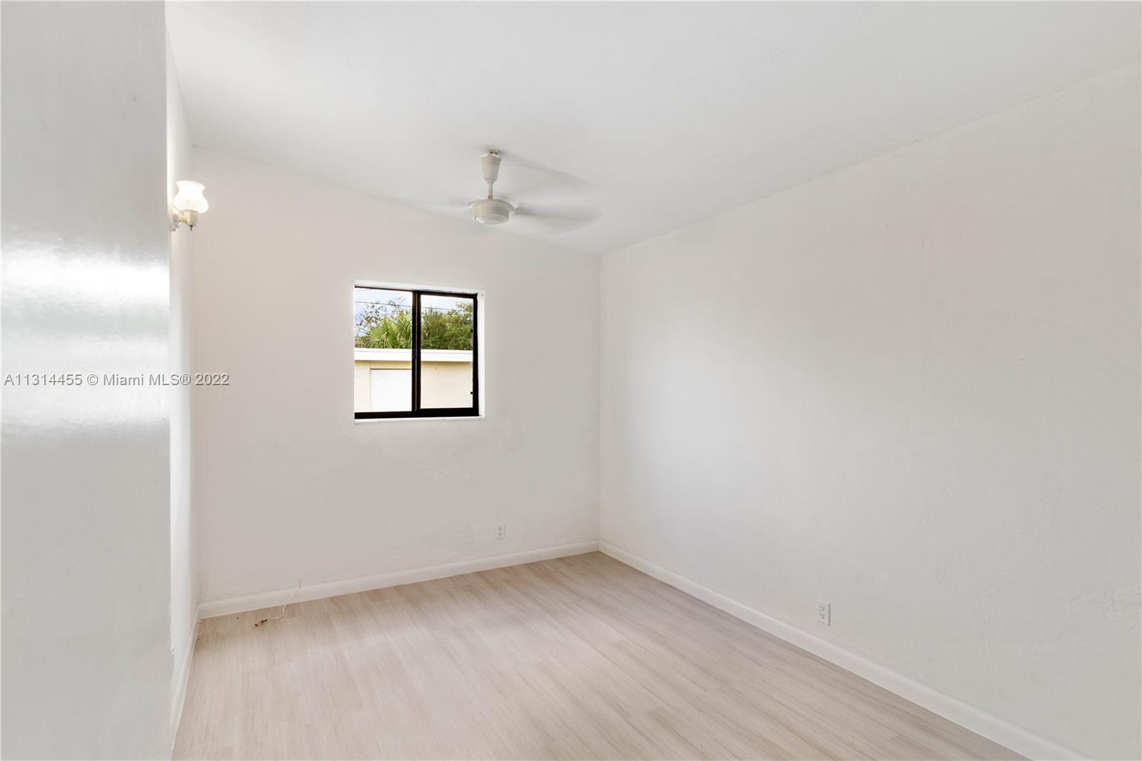 See details 3360 3 / 2 1620 sq. ft. $ 2023-01-23 0 Photo