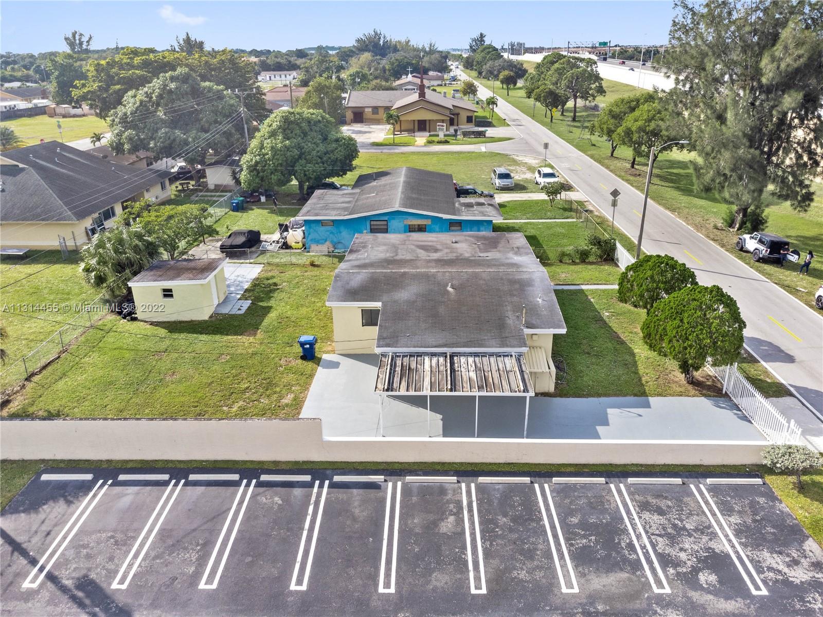 See details 3360 3 / 2 1620 sq. ft. $ 2023-01-23 0 Photo