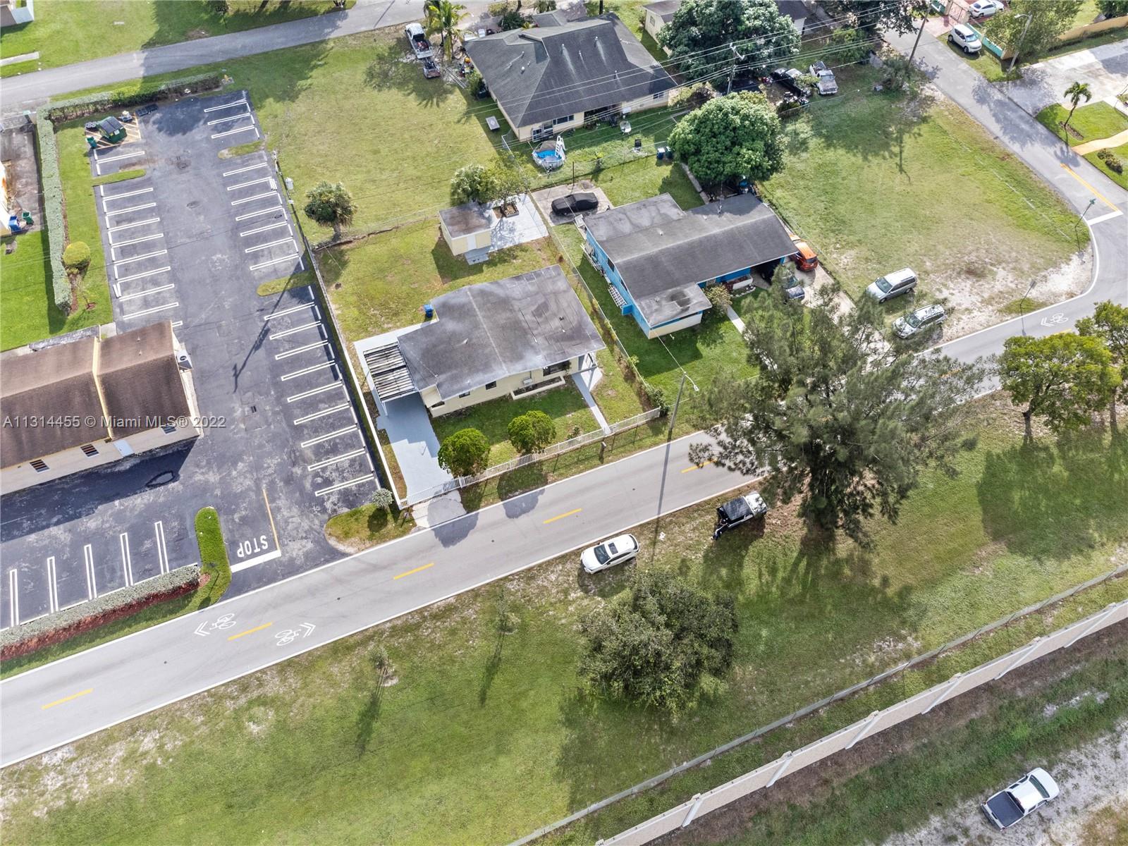 See details 3360 3 / 2 1620 sq. ft. $ 2023-01-23 0 Photo
