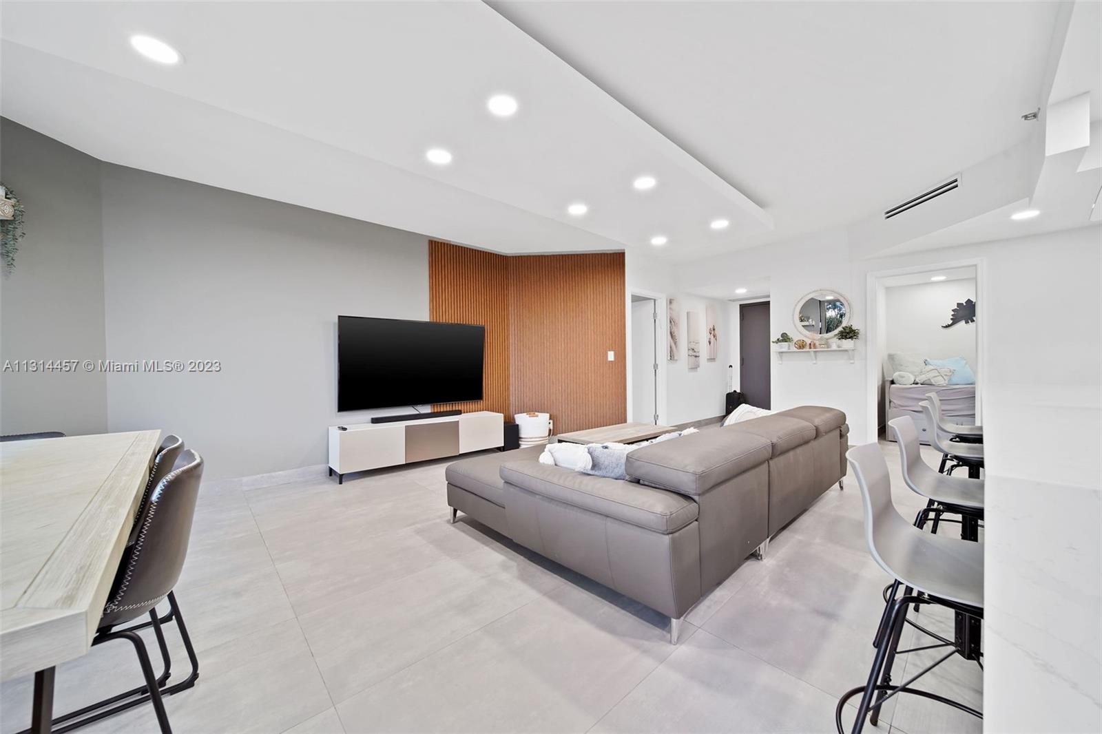 Photo of 20191 Country Club Dr #409, Aventura, Florida, 33180 -