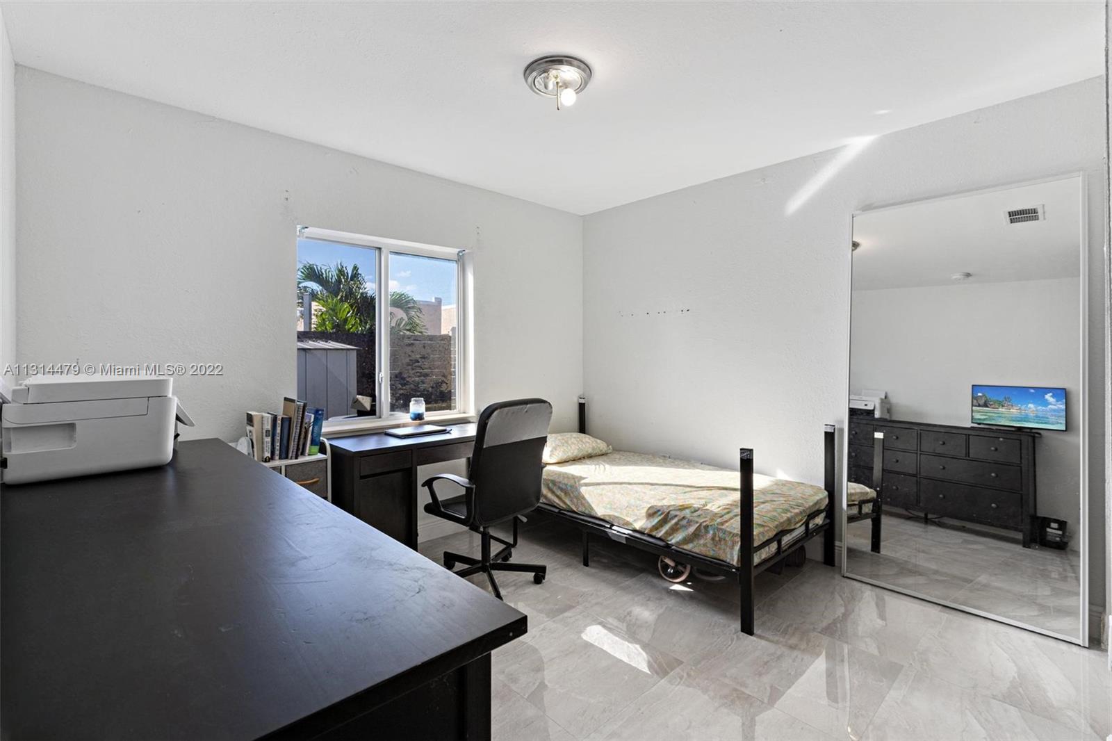 See details / 2102 sq. ft. $ 2023-01-06 0 Photo