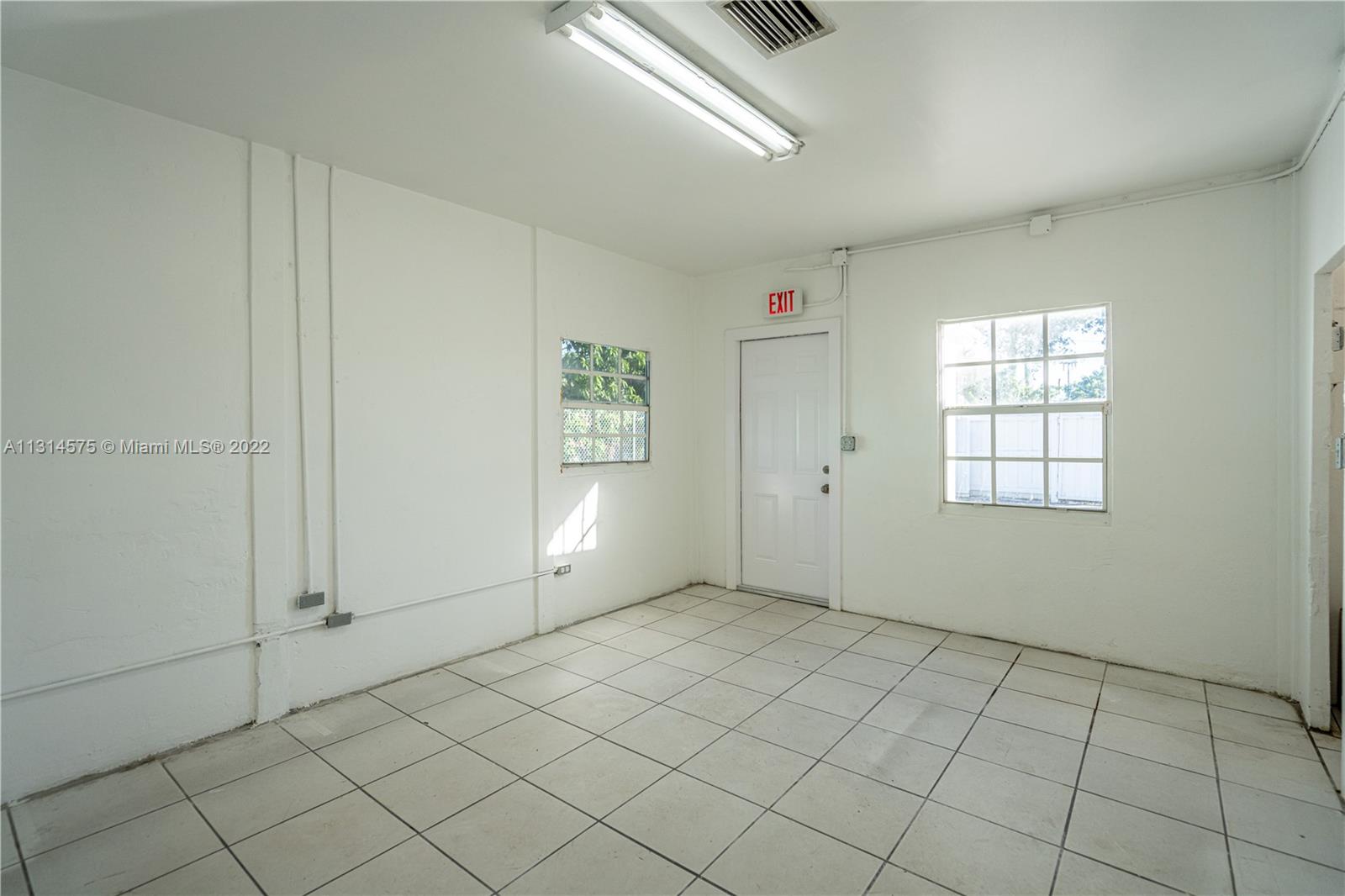 See details / sq. ft. $ 2022-12-12 0 Photo