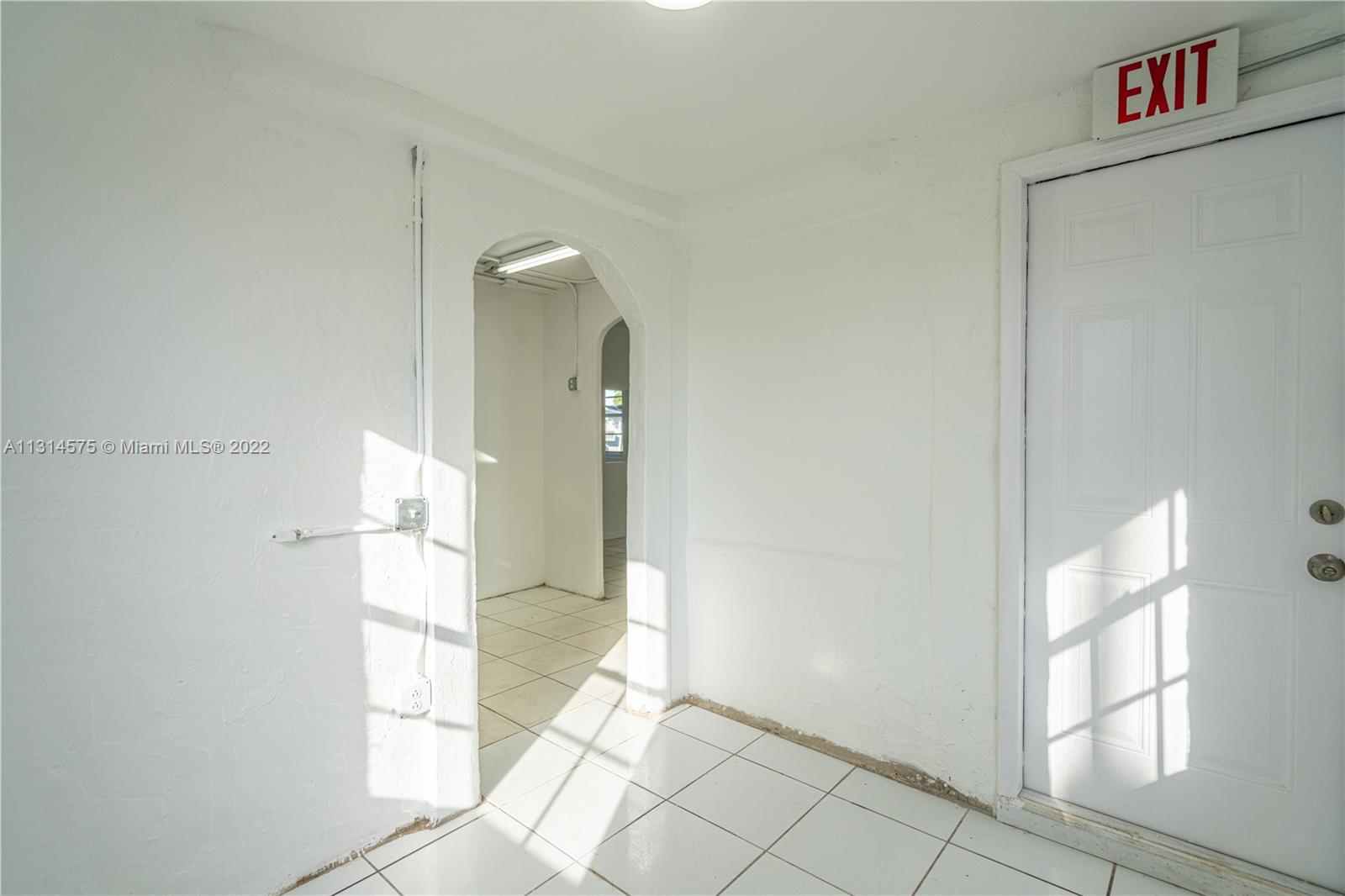 See details / sq. ft. $ 2022-12-12 0 Photo