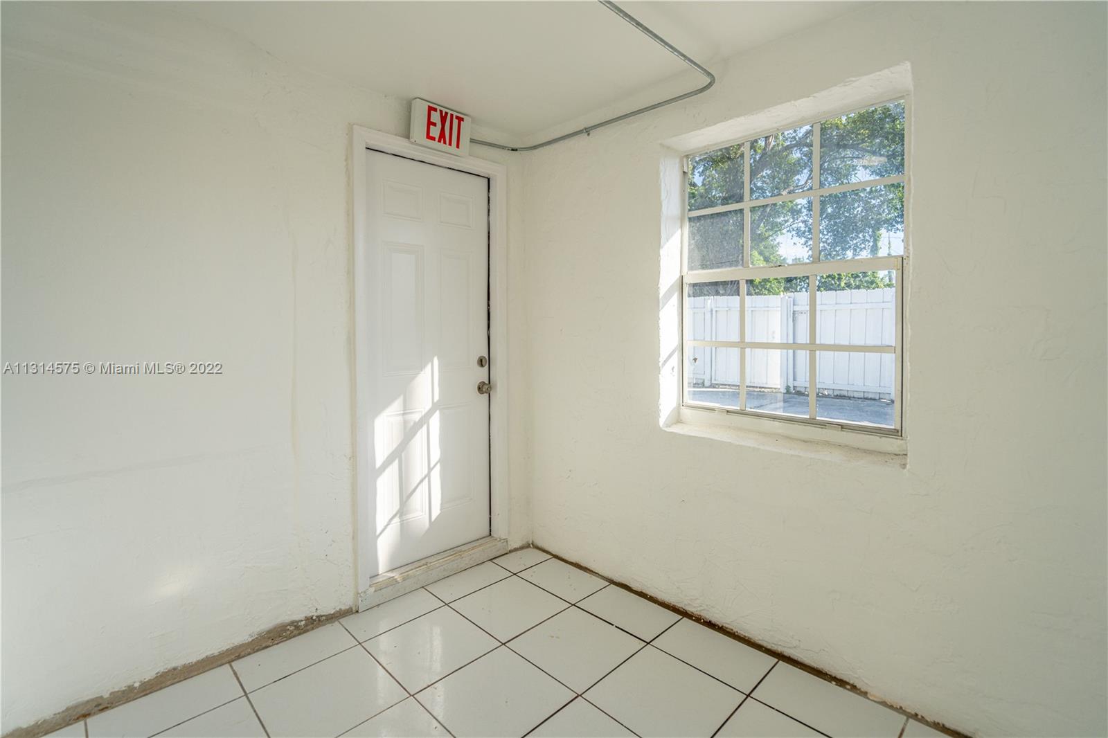 See details / sq. ft. $ 2022-12-12 0 Photo