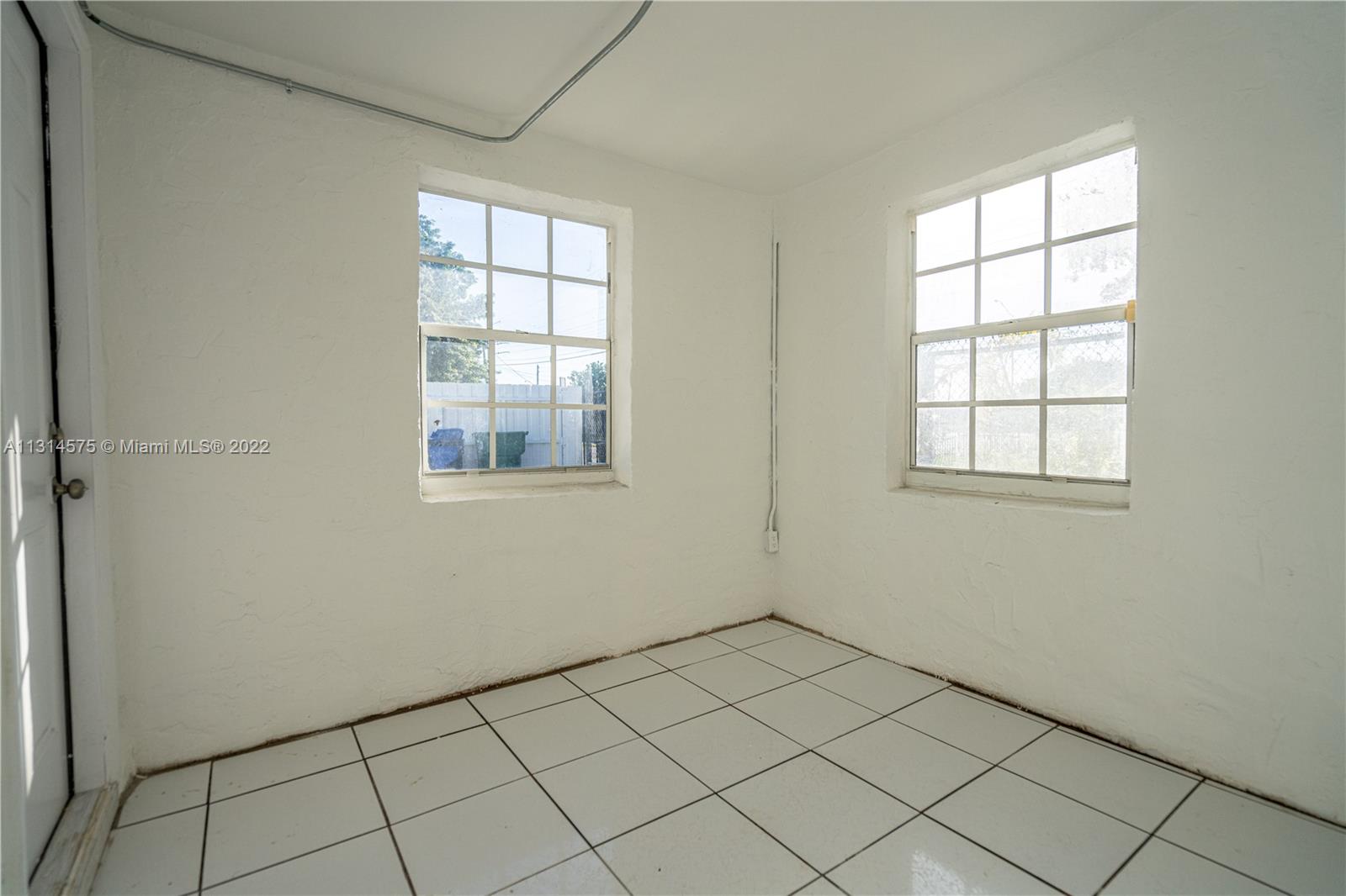 See details / sq. ft. $ 2022-12-12 0 Photo