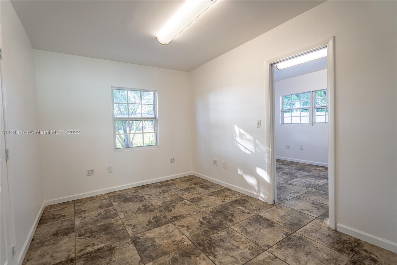 See details / sq. ft. $ 2022-12-12 0 Photo