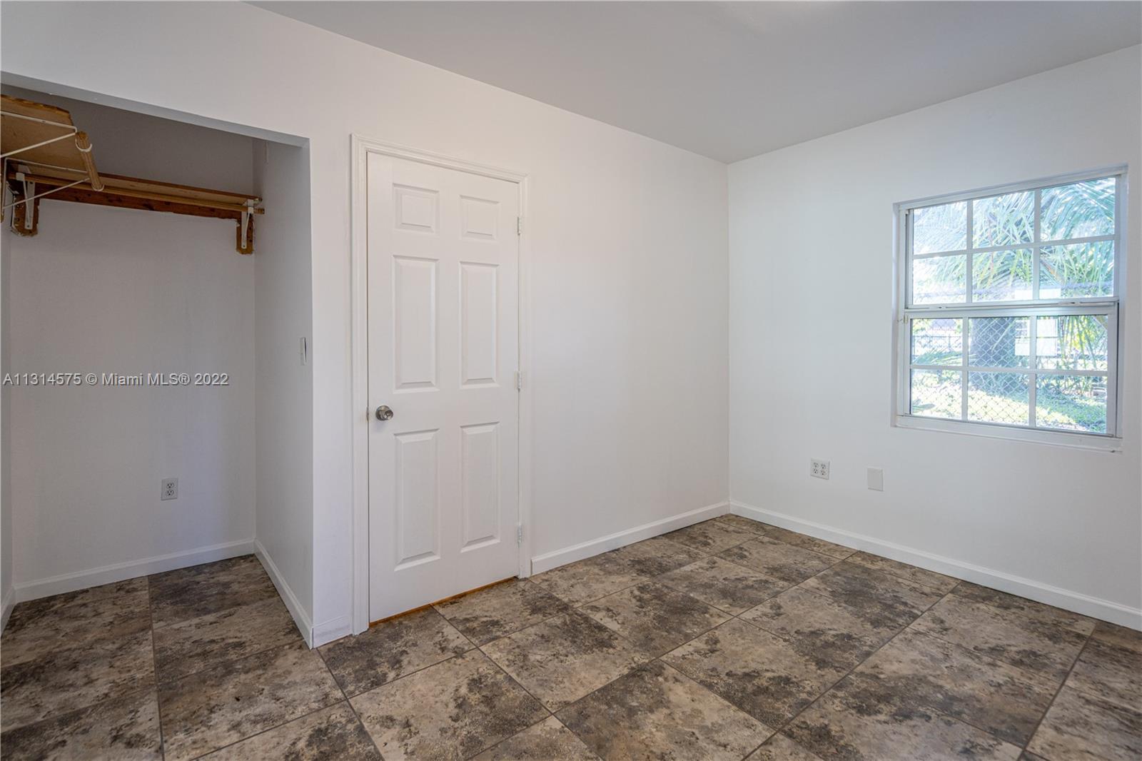 See details / sq. ft. $ 2022-12-12 0 Photo