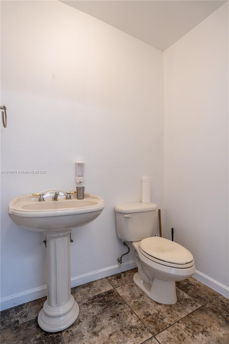 See details / sq. ft. $ 2022-12-12 0 Photo