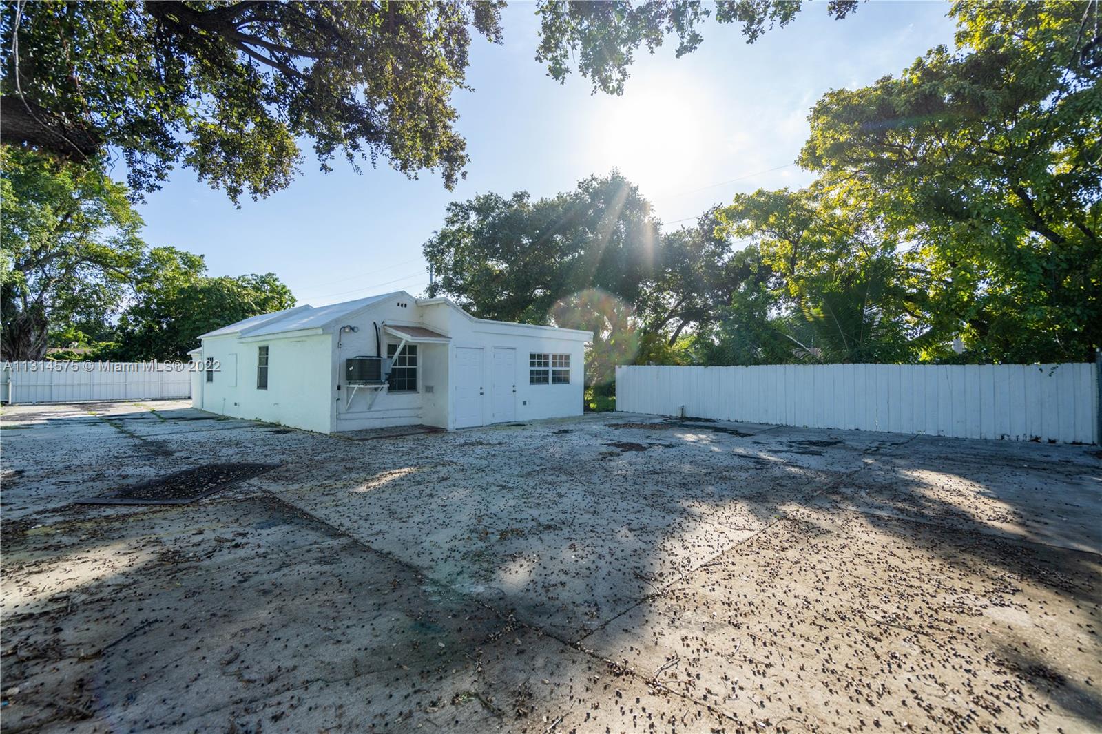 See details / sq. ft. $ 2022-12-12 0 Photo
