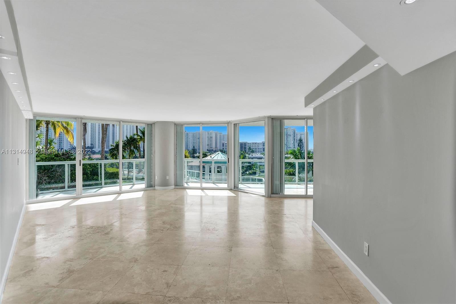 Photo of 16500 Collins Ave #453, Sunny Isles Beach, Florida, 33160 -