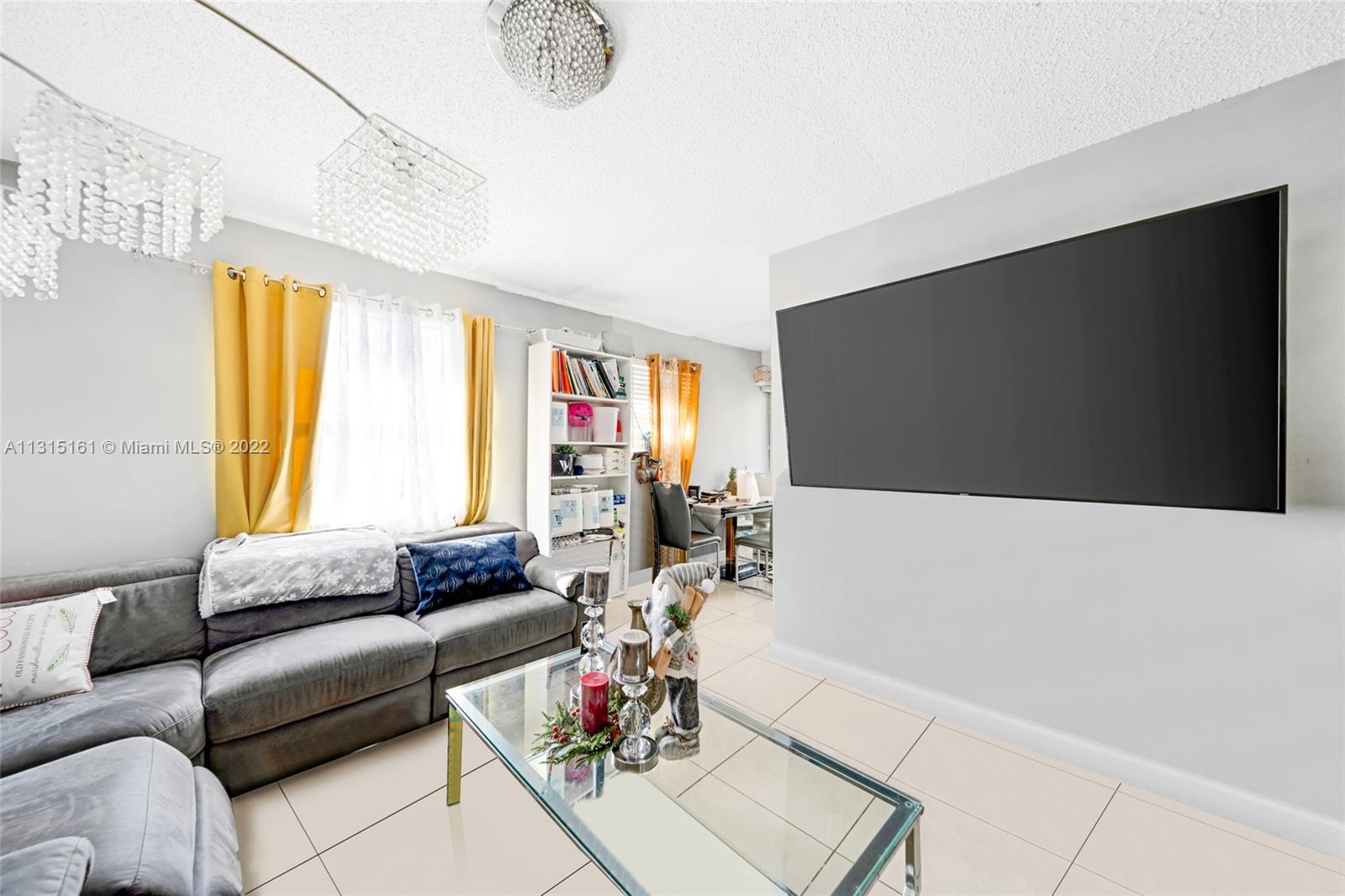See details / 3248 sq. ft. $ 2022-12-13 0 Photo