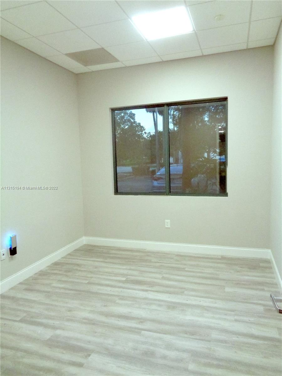 See details 101 & 101A / sq. ft. $ 2022-12-13 0 Photo