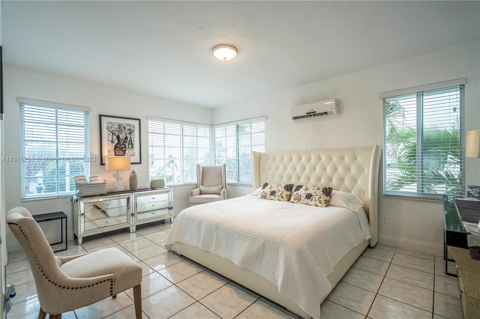 See details / sq. ft. $ 2022-12-13 0 Photo