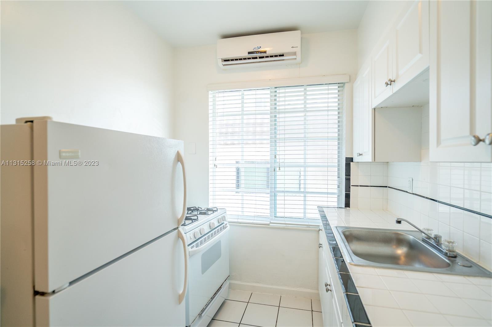 See details / sq. ft. $ 2022-12-13 0 Photo